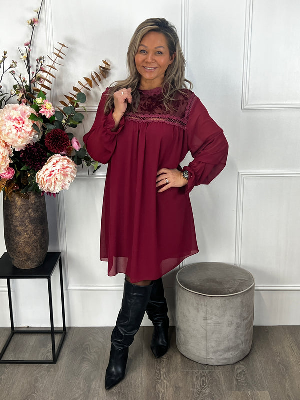 Jurk Helena bordeauxrood