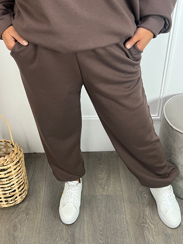 Broek Bruin Amor