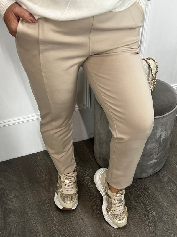 Pantalon Bibi met riem beige
